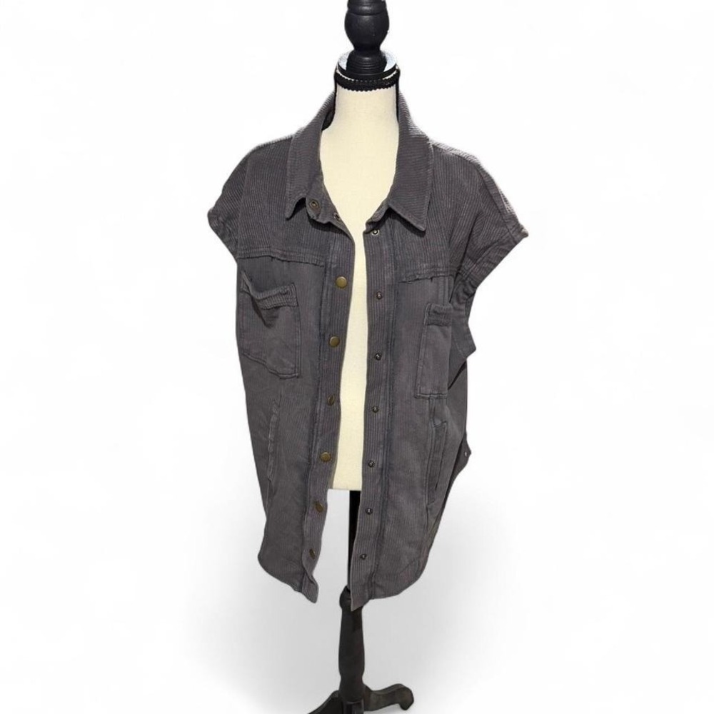 Pilcro‎ Anthropologie Gray Corduroy Shirt Jacket Vest Sleeveless Button Front L